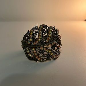 Beautiful Fall Leaf Jeweled stained snap bracelet